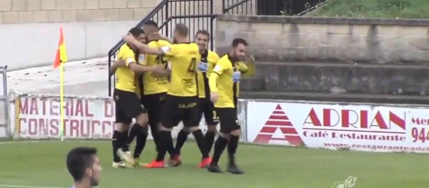 Παίκτης τοπικής ομάδας στην Ισπανία πέρασε… όλους τους αντιπάλους και έστειλε τη μπάλα στην εστία (βίντεο)